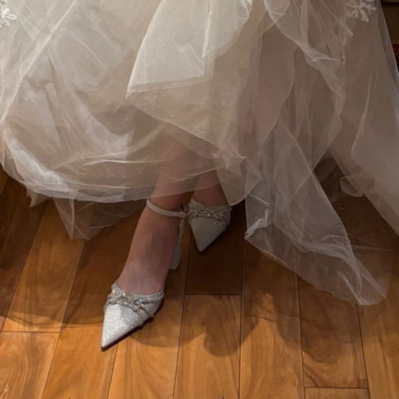 Wedding Shoes - Picture 2 of 7